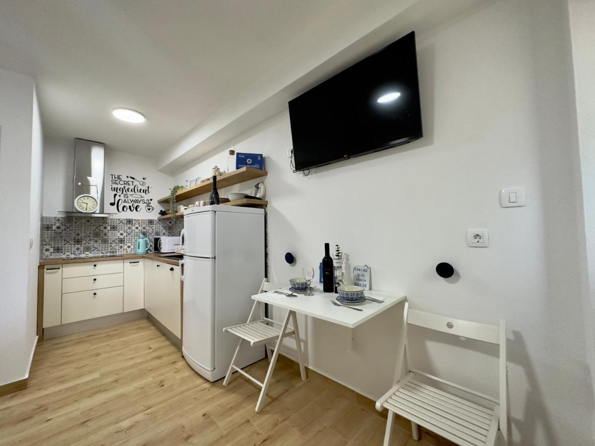 Matek Family & Studio Apartment Rovanjska Exterior photo