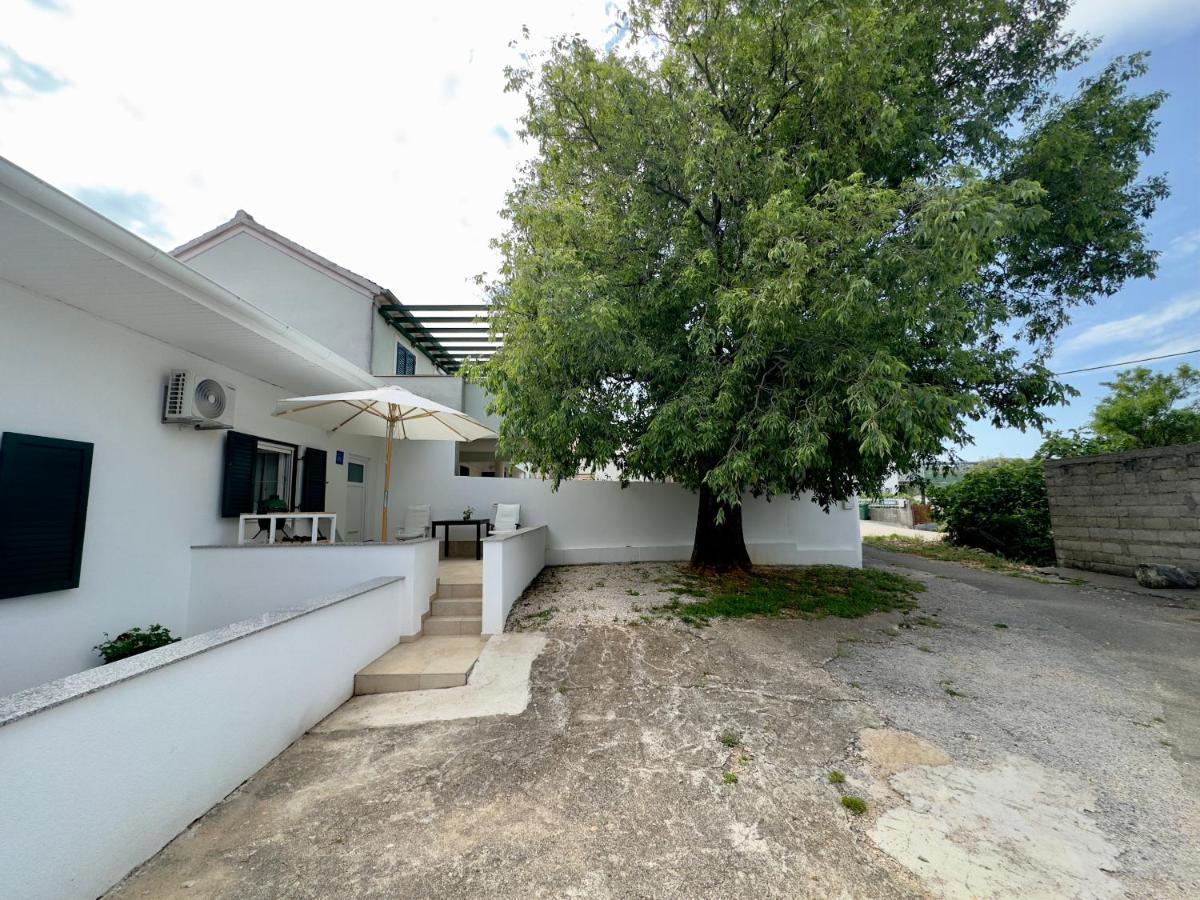 Matek Family & Studio Apartment Rovanjska Exterior photo